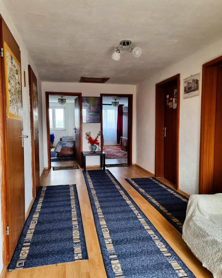 Guesthouse Sobi-Rooms Gradsko ภายนอก รูปภาพ
